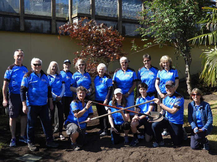 Dragonboat group plants tribute to Christensen family